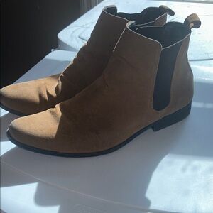 Men's Stylish Tan Suede Chelsea Boots